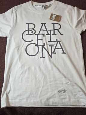 Barcelona Spain Cotton Shirt High Qualitu Size Small